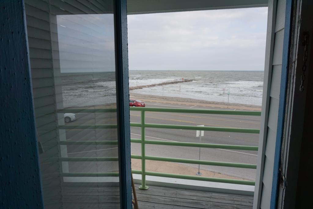 Villa Four Seasons On The Gulf Galveston Exterior foto
