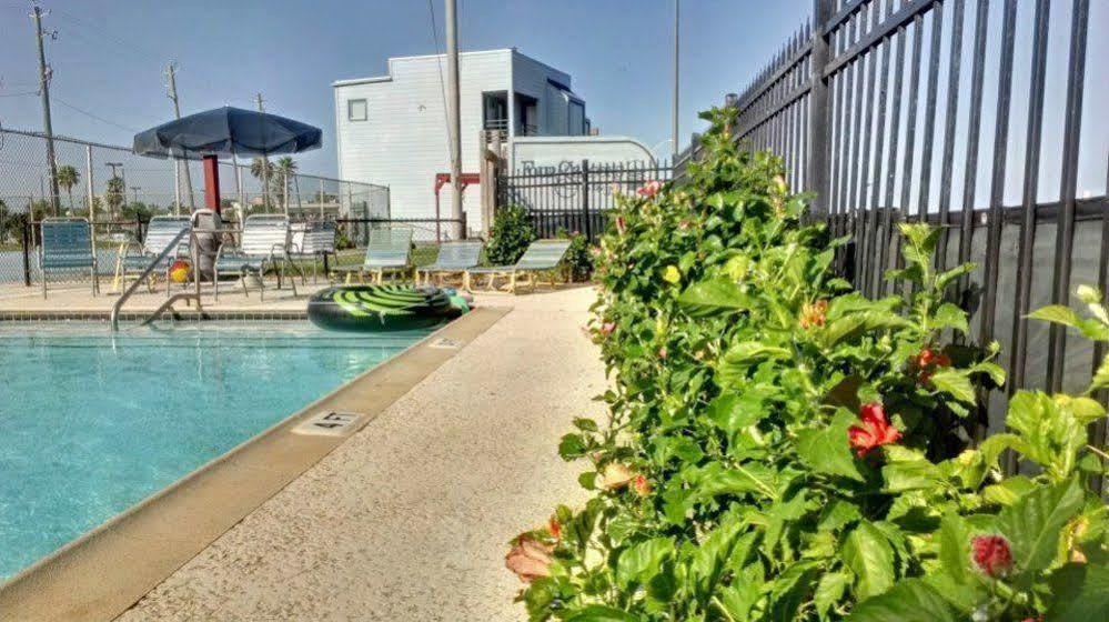 Villa Four Seasons On The Gulf Galveston Exterior foto
